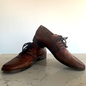 Sutro of San Francisco brown leather woven laceups